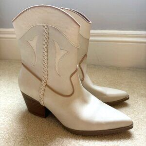 White Cowboy Boots Womens Size 10 (Faux Leather)